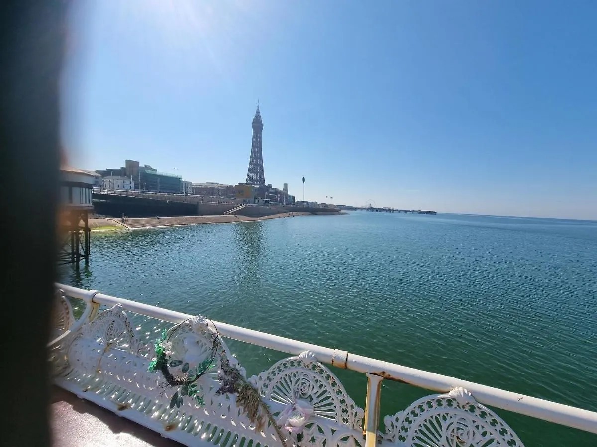 Hotel Vienna Blackpool Bed & Breakfast